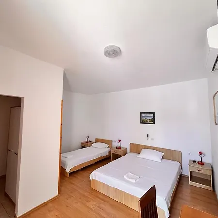 Pansion Tony Pag Hotel