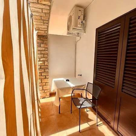 Hotel Pansion Tony Pag *