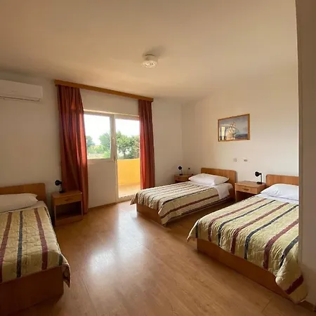 Pansion Tony Pag Hotel