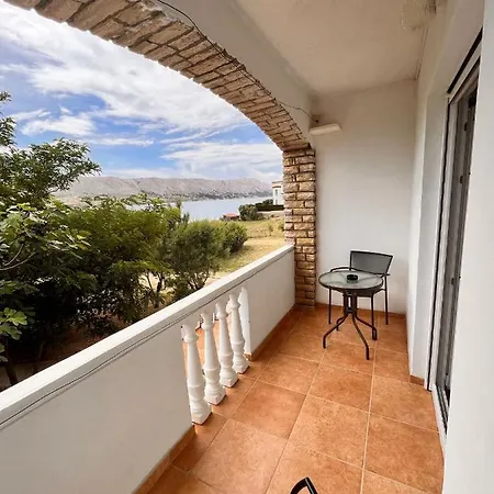 Hotel Pansion Tony Pag Pag Town