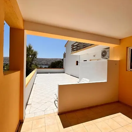 Pansion Tony Pag * Pag Town