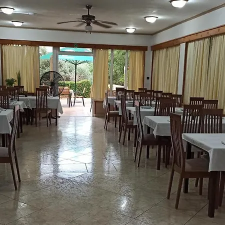 Pansion Tony Pag * Pag Town