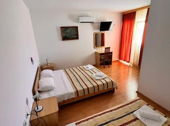 Pansion Tony Pag Паг